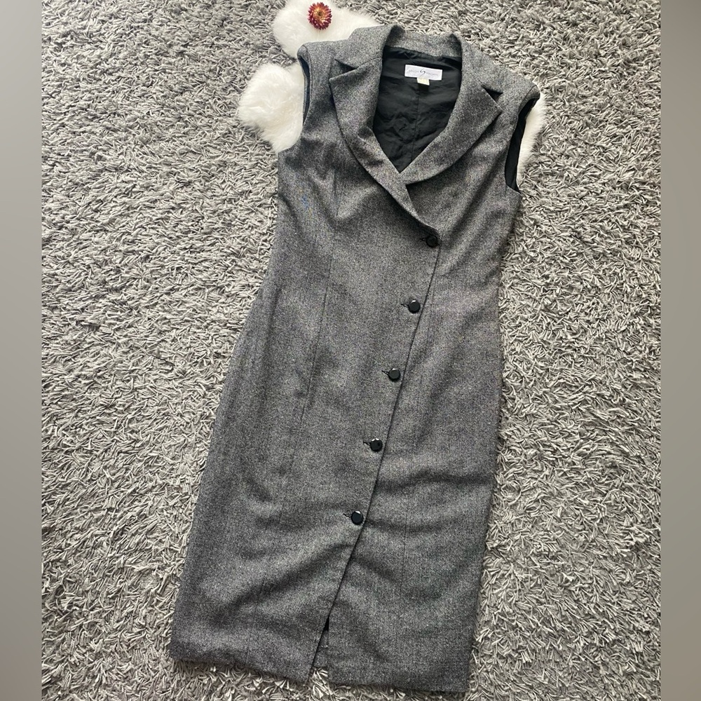 Singh Madan Grey Wool Blend Tailored Sleeveless Sheath Dress